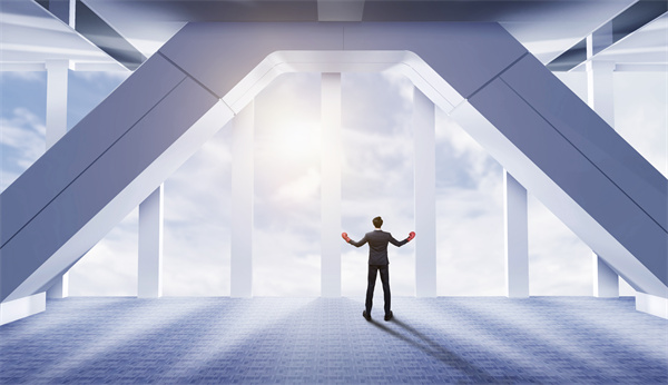 如何應(yīng)對(duì)人力資源風(fēng)險(xiǎn)？