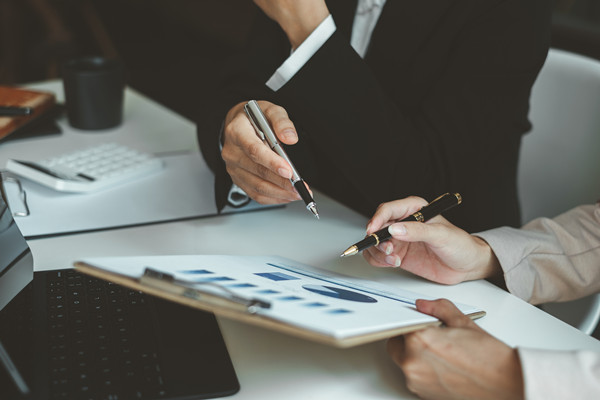 現(xiàn)代集團管控：跨層次，跨地域，跨產(chǎn)業(yè)的視角