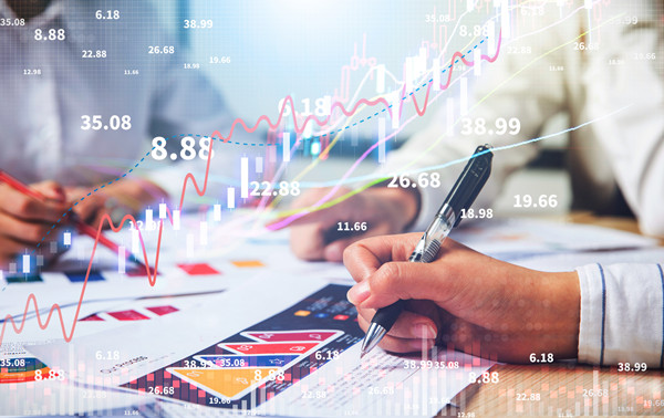 在快速變化的市場環(huán)境中，如何調(diào)整薪酬策略？