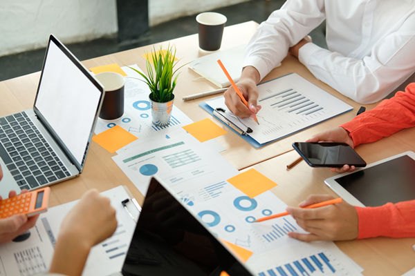 如何通過(guò)創(chuàng)新管理推動(dòng)年度經(jīng)營(yíng)計(jì)劃的實(shí)現(xiàn)？