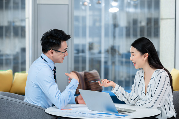 客戶關(guān)系管理：建立長期、穩(wěn)定的客戶關(guān)系