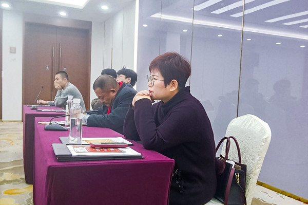 無錫市社區(qū)商會(huì)——勤新商會(huì)攜手正睿咨詢集團(tuán)為企業(yè)家賦能充電！