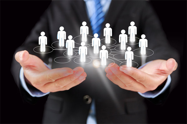 緊扣市場(chǎng)需求，調(diào)整年度經(jīng)營(yíng)計(jì)劃，增強(qiáng)企業(yè)競(jìng)爭(zhēng)力