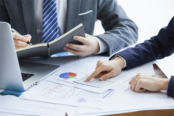 深度挖掘薪酬績效數(shù)據(jù)，優(yōu)化企業(yè)資源配置與決策