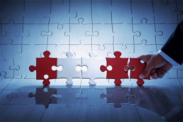 企業(yè)預(yù)算管理中，如何平衡成本控制與業(yè)務(wù)增長需求？