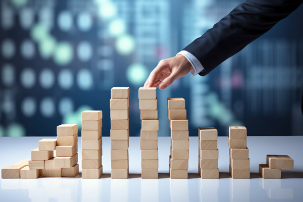 如何構(gòu)建有效的集團(tuán)風(fēng)險(xiǎn)管理框架，應(yīng)對不確定性？