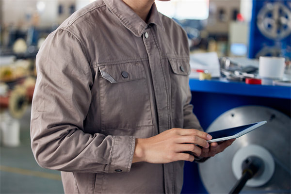 持續(xù)改進(jìn)機(jī)制在精益生產(chǎn)中如何驅(qū)動質(zhì)量與成本雙贏？