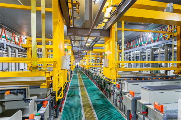 在精益生產中，企業(yè)如何有效減少生產過程中的浪費？