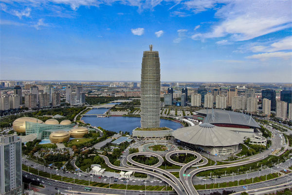 鄭州戰(zhàn)略咨詢公司如何為企業(yè)定制長遠(yuǎn)發(fā)展規(guī)劃？