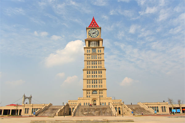 贛州戰(zhàn)略咨詢公司如何幫助企業(yè)制定長(zhǎng)遠(yuǎn)發(fā)展規(guī)劃？