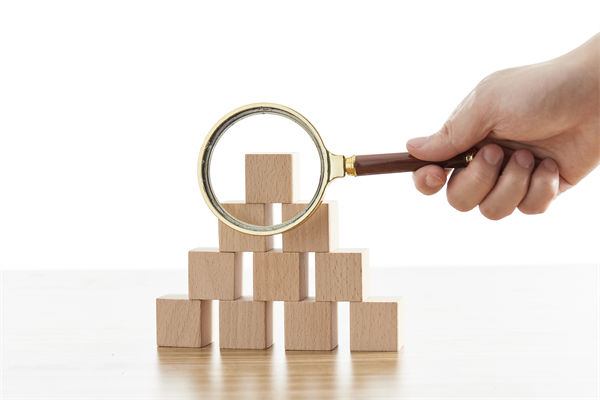 如何根據(jù)市場(chǎng)趨勢(shì)及企業(yè)需求科學(xué)設(shè)計(jì)薪酬咨詢方案？