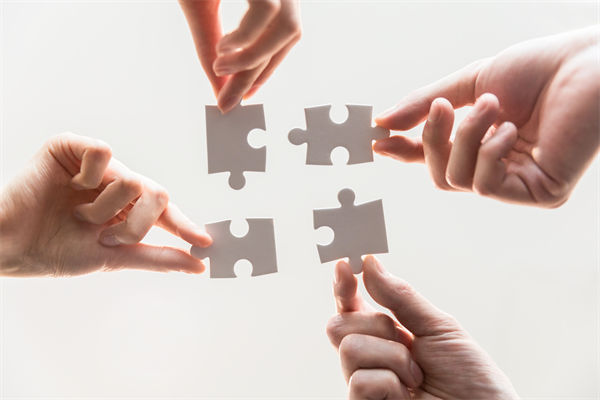 戰(zhàn)略聯(lián)盟與并購(gòu)：企業(yè)擴(kuò)張的利弊權(quán)衡與選擇策略？