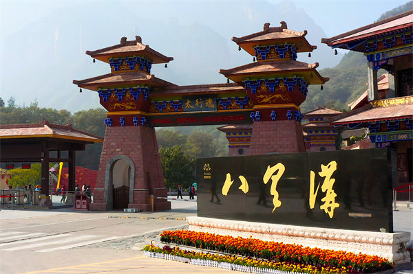 企業(yè)深陷瓶頸期，發(fā)展舉步維艱，新鄉(xiāng)戰(zhàn)略咨詢公司如何破局？