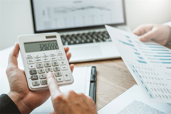 預算管理不善，會給企業(yè)帶來哪些潛在的財務風險？