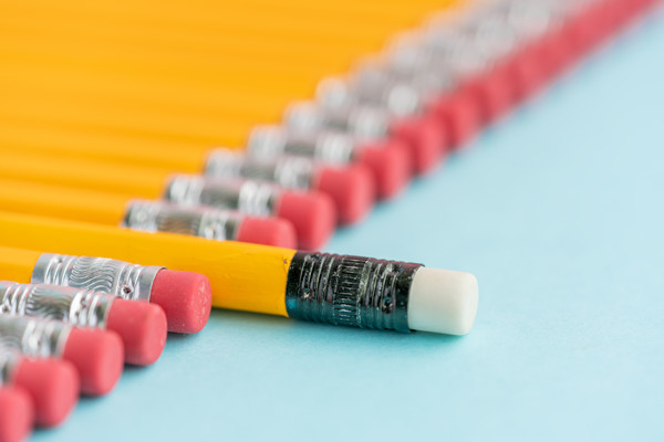 如何通過(guò)創(chuàng)新策略提升品牌影響力和市場(chǎng)占有率？