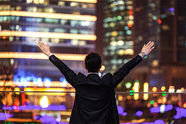 行業(yè)薪酬競(jìng)爭(zhēng)激烈，企業(yè)怎樣優(yōu)化薪酬吸引頂尖人才？