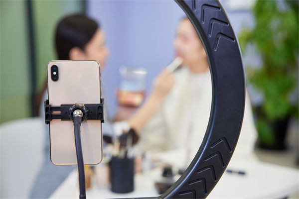 全渠道營銷管理，無縫連接客戶，打造極致體驗