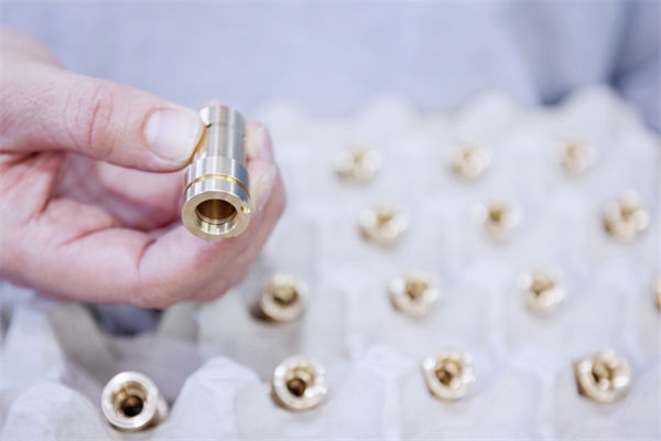 產(chǎn)品次品率高，精益生產(chǎn)怎樣全方位管控提高質(zhì)量？