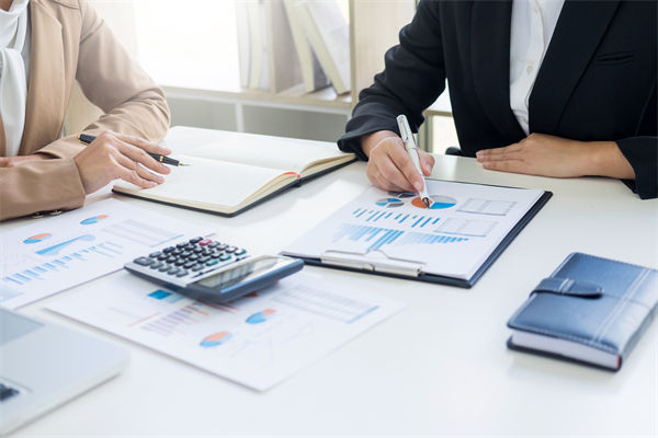 央行5月7日宣布降準(zhǔn)降息，對企業(yè)薪酬績效的啟示