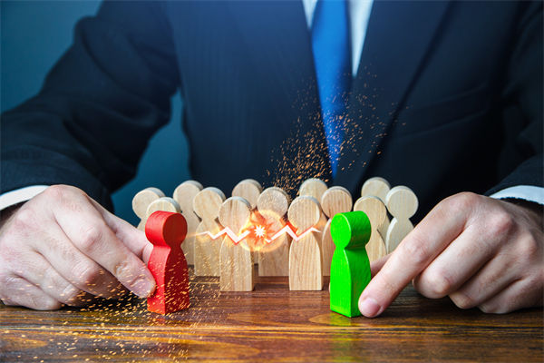 新老業(yè)務(wù)沖突不斷，企業(yè)戰(zhàn)略管理如何平衡布局？