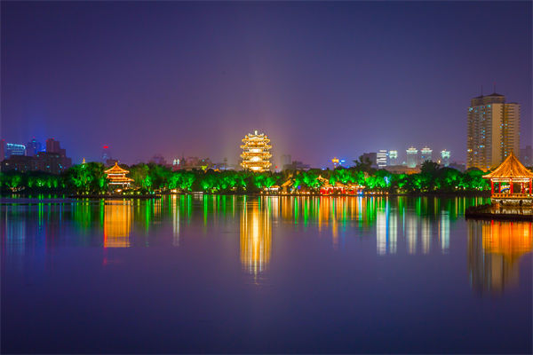 營銷轉(zhuǎn)化率低迷？濟(jì)南營銷咨詢公司如何精準(zhǔn)打通獲客變現(xiàn)鏈路？