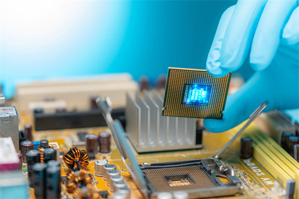 市場瞬息萬變，企業(yè)戰(zhàn)略怎樣快速調(diào)整搶占先機？