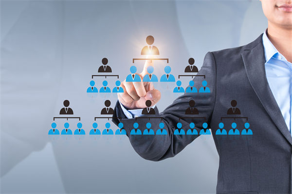 跨區(qū)域擴(kuò)張時(shí)，集團(tuán)管控如何防止管理效能稀釋？