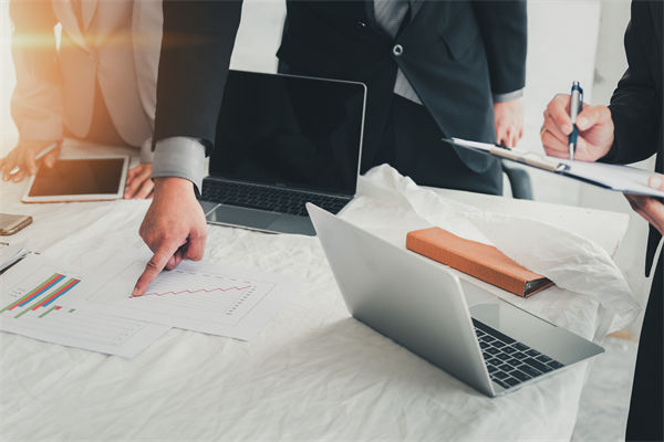 戰(zhàn)略規(guī)劃年年重做卻無效，到底缺了哪環(huán)落地邏輯？