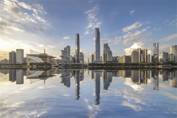 制造業(yè)庫存積壓嚴(yán)重卻仍斷貨，廣州供應(yīng)鏈咨詢公司如何調(diào)和產(chǎn)銷矛盾？