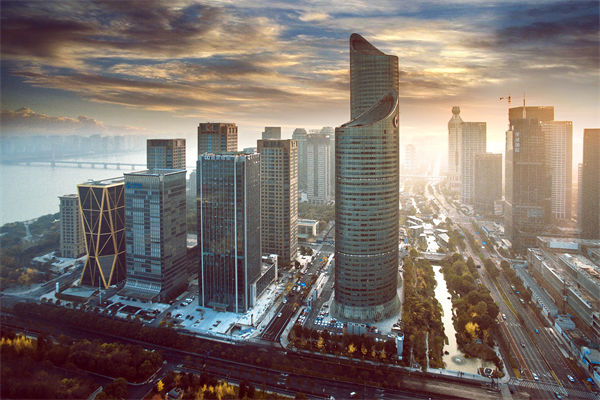 市場突變計(jì)劃失效，年度計(jì)劃如何靈活應(yīng)對突發(fā)情況？