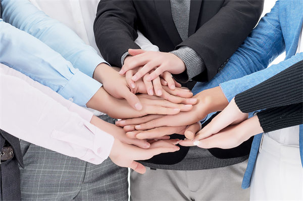 強行復(fù)制標桿企業(yè)文化，自身組織基因是否被無視？