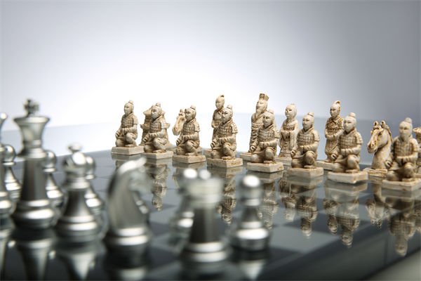 集團(tuán)管控陷入死局：分權(quán)怕失控集權(quán)怕僵化如何破？