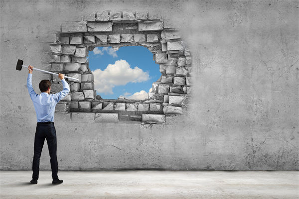 各部門年度計(jì)劃承諾明確，協(xié)同落地時(shí)為何仍有脫節(jié)？