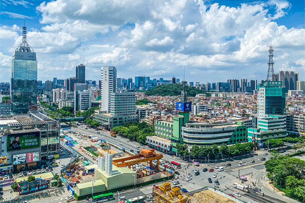 佛山管理咨詢公司深度助力，企業(yè)如何加速突破成長(zhǎng)天花板？