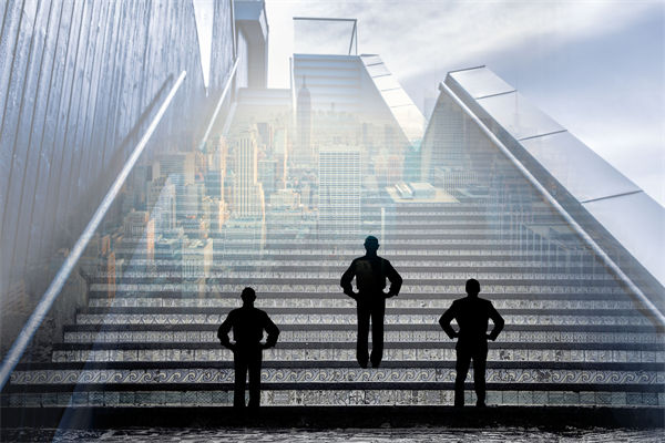 績(jī)效反饋只談問(wèn)題，員工成長(zhǎng)動(dòng)力該如何真正激活？