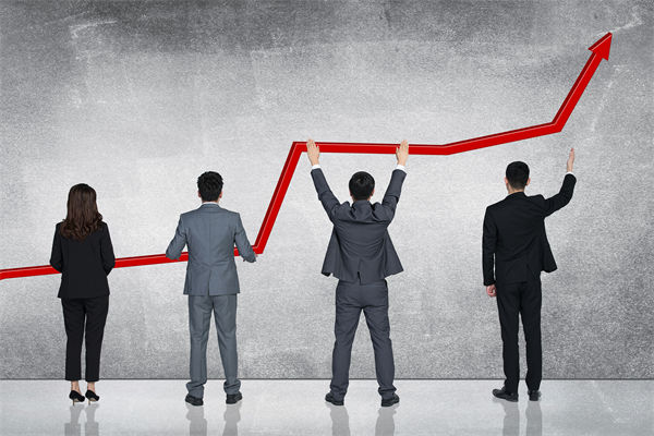 薪酬體系建了又改，管理為何總跟不上戰(zhàn)略步伐？