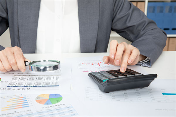 預算成紙上空談，怎樣讓數(shù)據(jù)真正驅動決策落地？