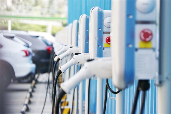 每5輛電動(dòng)汽車就有2個(gè)充電樁，精益生產(chǎn)管理怎么看？